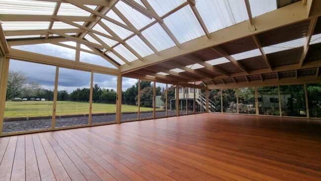 winter-outdoor-weather-screens